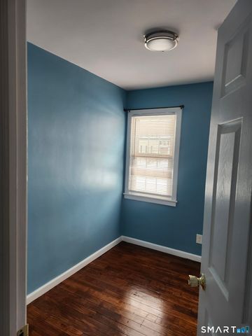22 Higbie Drive, East Hartford, CT 06108