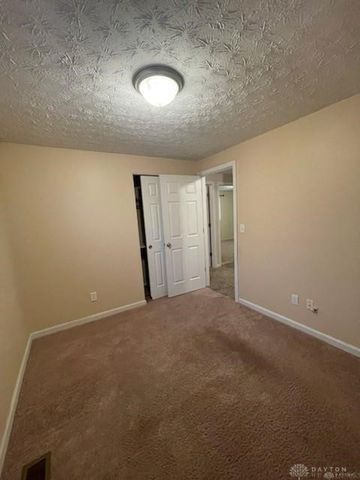 7207 Belle Plain Drive, Dayton, OH 45424