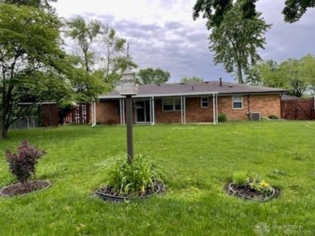 7207 Belle Plain Drive, Dayton, OH 45424