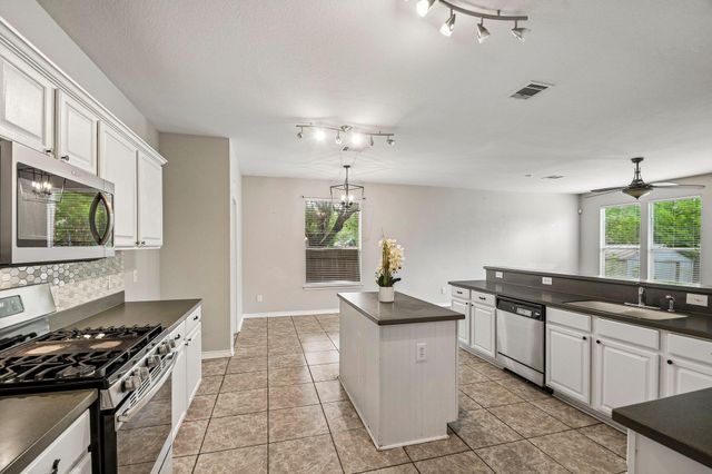 123 Cowboy CV, Kyle, TX 78640