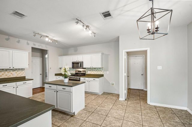 123 Cowboy CV, Kyle, TX 78640