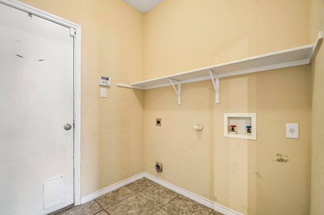 123 Cowboy CV, Kyle, TX 78640