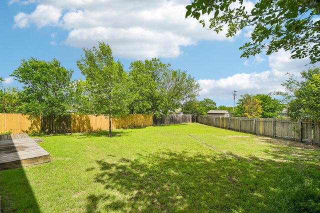 123 Cowboy CV, Kyle, TX 78640