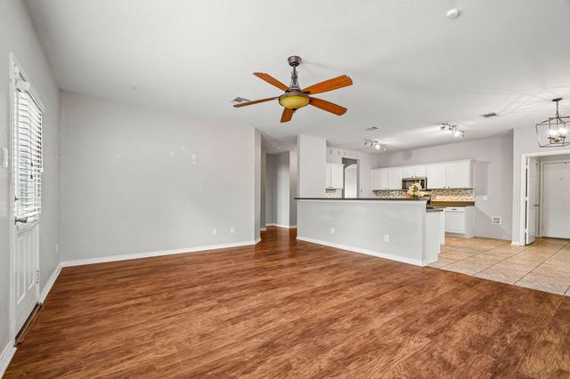 123 Cowboy CV, Kyle, TX 78640