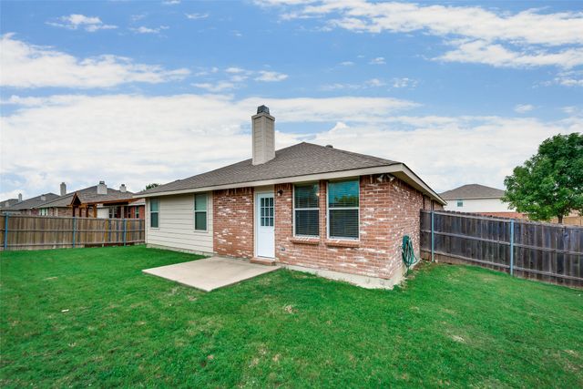 716 Rainsville Drive, Wylie, TX 75098