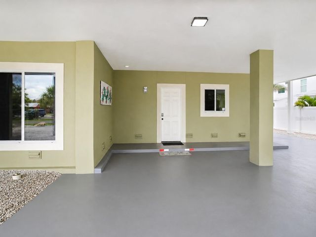 140 50TH STREET, Holmes Beach, FL 34217