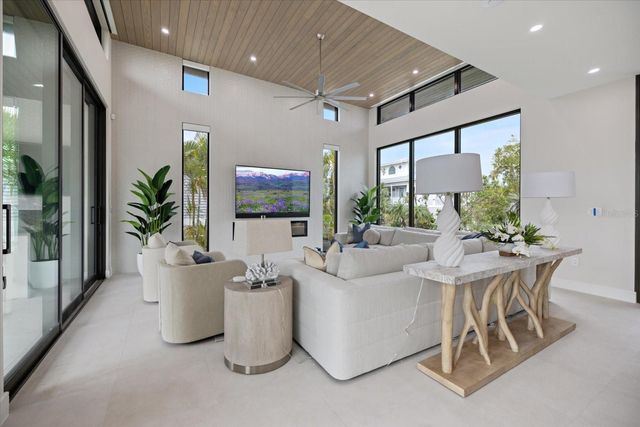 590 DE NARVAEZ DRIVE, Longboat Key, FL 34228