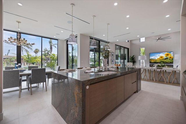 590 DE NARVAEZ DRIVE, Longboat Key, FL 34228