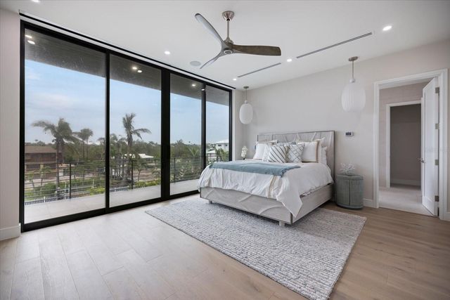 590 DE NARVAEZ DRIVE, Longboat Key, FL 34228