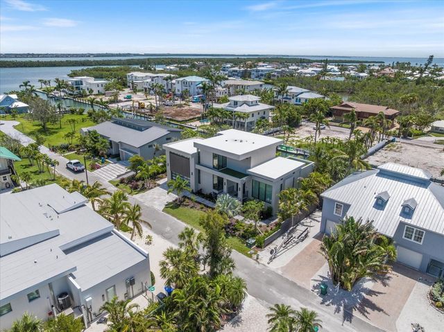 590 DE NARVAEZ DRIVE, Longboat Key, FL 34228
