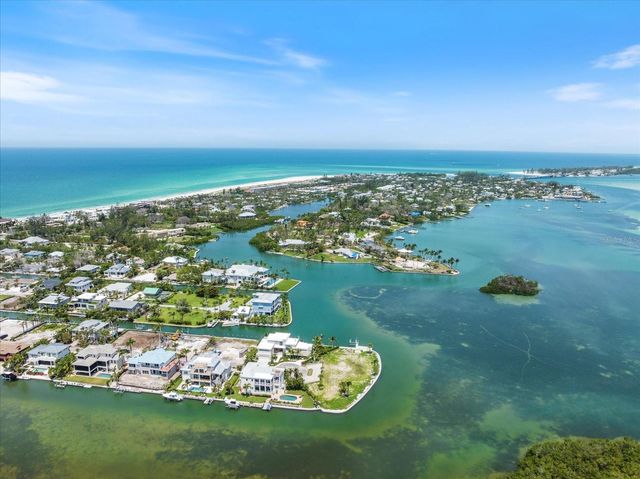 590 DE NARVAEZ DRIVE, Longboat Key, FL 34228