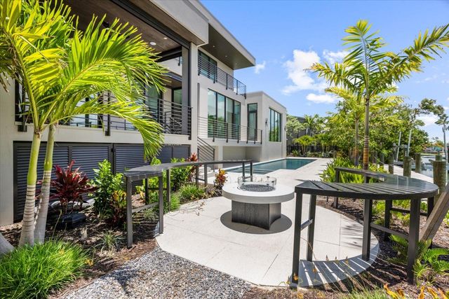 590 DE NARVAEZ DRIVE, Longboat Key, FL 34228