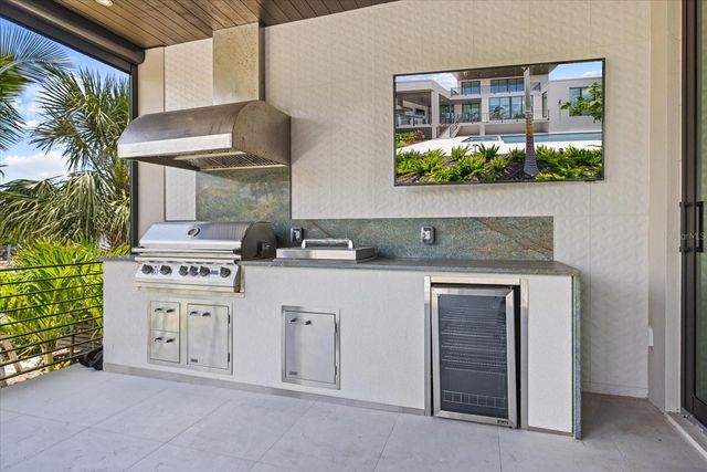 590 DE NARVAEZ DRIVE, Longboat Key, FL 34228