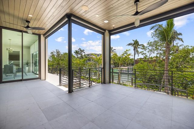 590 DE NARVAEZ DRIVE, Longboat Key, FL 34228