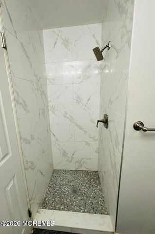 76 Des Moines Court, Tinton Falls, NJ 07712