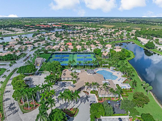 8429 LONG BAY, West Palm Beach, FL 33411