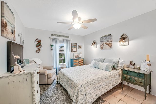 8429 LONG BAY, West Palm Beach, FL 33411