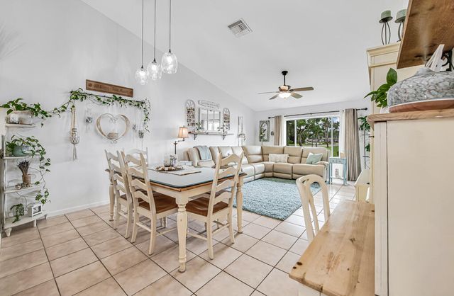 8429 LONG BAY, West Palm Beach, FL 33411