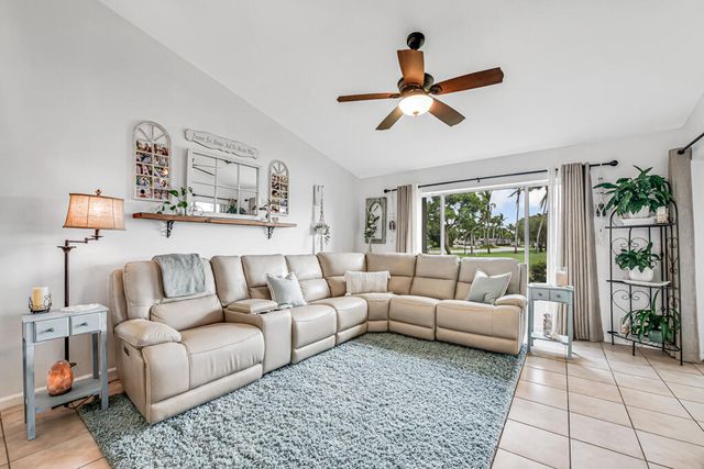 8429 LONG BAY, West Palm Beach, FL 33411