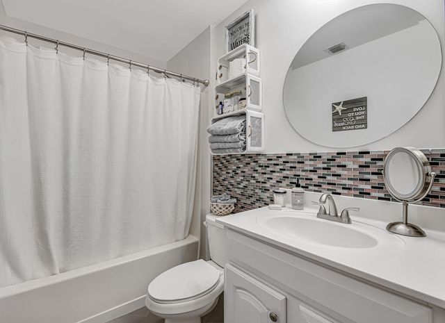 8429 LONG BAY, West Palm Beach, FL 33411