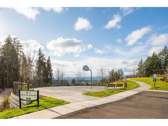 15104 Sw DEEPBROOK Ln, Portland, OR 97224