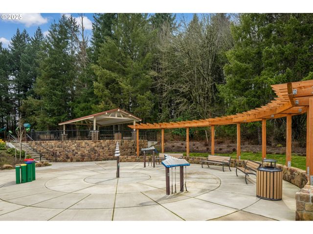 15104 Sw DEEPBROOK Ln, Portland, OR 97224