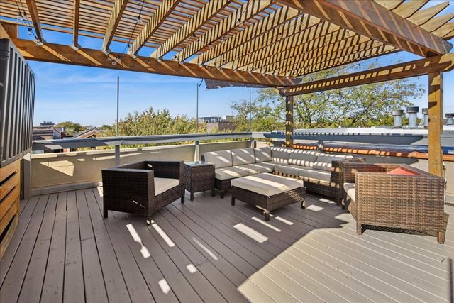 1533 N Campbell Avenue 3, Chicago, IL 60622