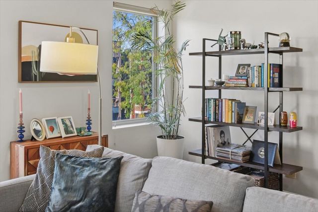 1533 N Campbell Avenue 3, Chicago, IL 60622