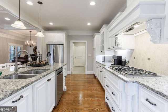 2462 Ballantrae Circle, Cumming, GA 30041