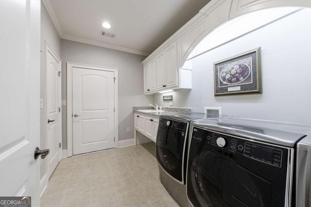 2462 Ballantrae Circle, Cumming, GA 30041