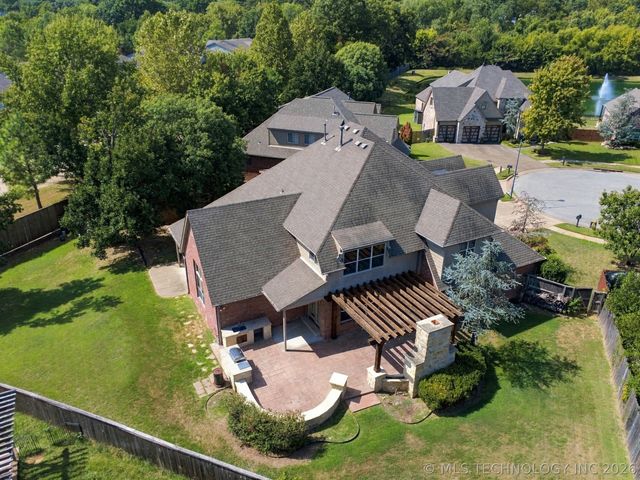 11281 S 72nd East Place, Bixby, OK 74008