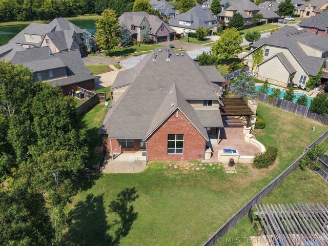 11281 S 72nd East Place, Bixby, OK 74008