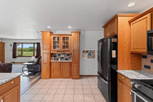 3415 DELHI ROAD, Omro, WI 54963
