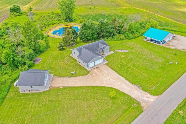 3415 DELHI ROAD, Omro, WI 54963