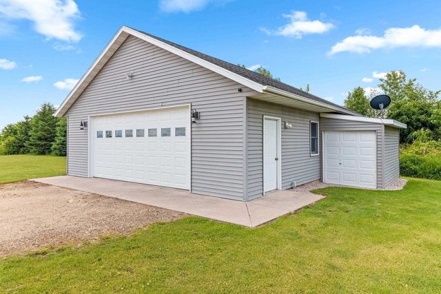 3415 DELHI ROAD, Omro, WI 54963