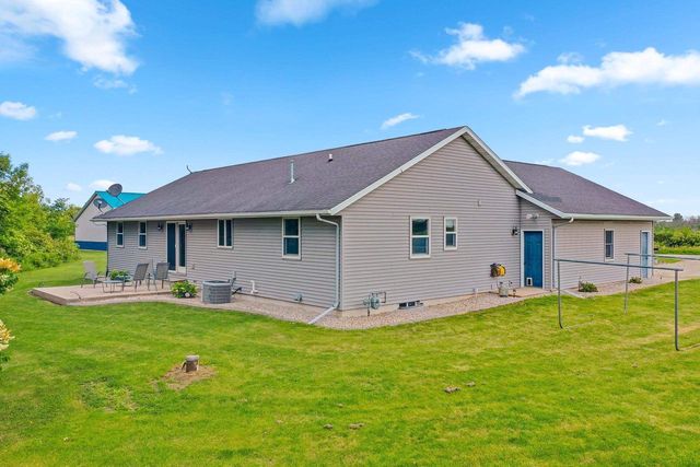 3415 DELHI ROAD, Omro, WI 54963