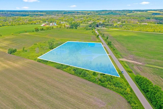 3415 DELHI ROAD, Omro, WI 54963