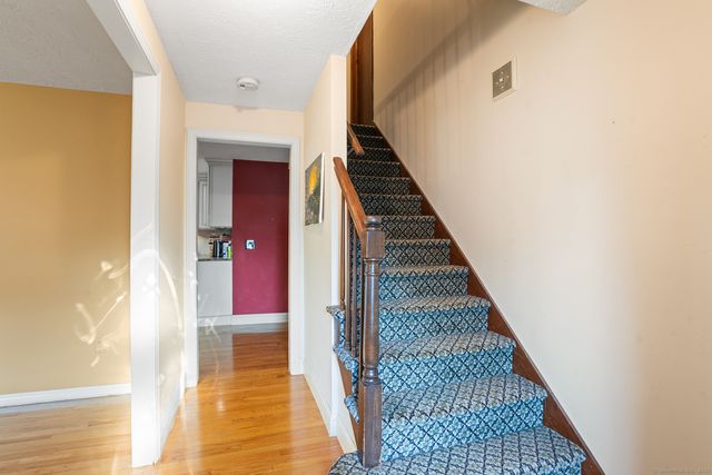25 Knollwood Drive, Vernon, CT 06066