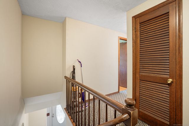 25 Knollwood Drive, Vernon, CT 06066