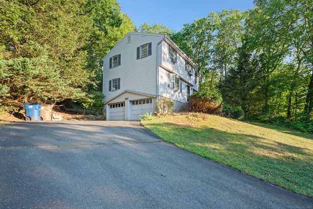 25 Knollwood Drive, Vernon, CT 06066