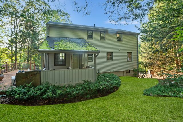 25 Knollwood Drive, Vernon, CT 06066