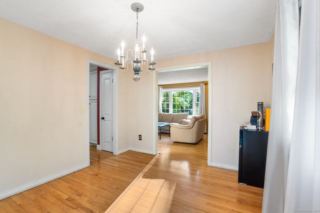 25 Knollwood Drive, Vernon, CT 06066