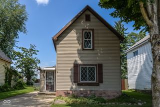 1928 N D Street, Elwood, IN 46036