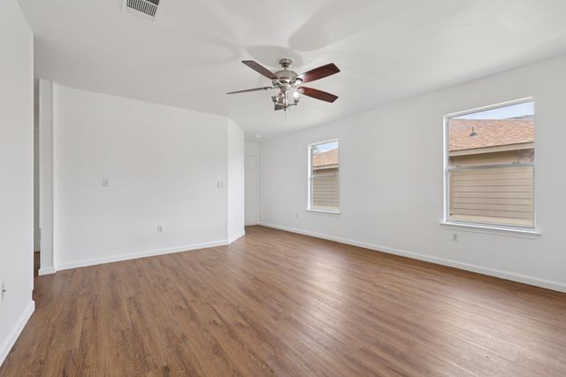 12617 Campana DR, Del Valle, TX 78617