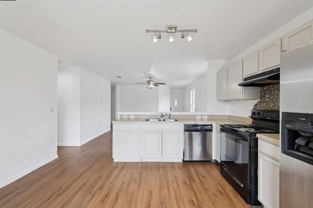 12617 Campana DR, Del Valle, TX 78617