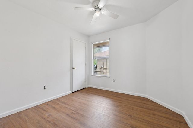 12617 Campana DR, Del Valle, TX 78617