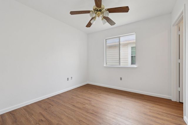 12617 Campana DR, Del Valle, TX 78617