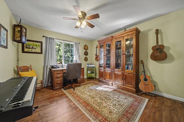 23871 Meadow Crest Dr, Pioneer, CA 95666