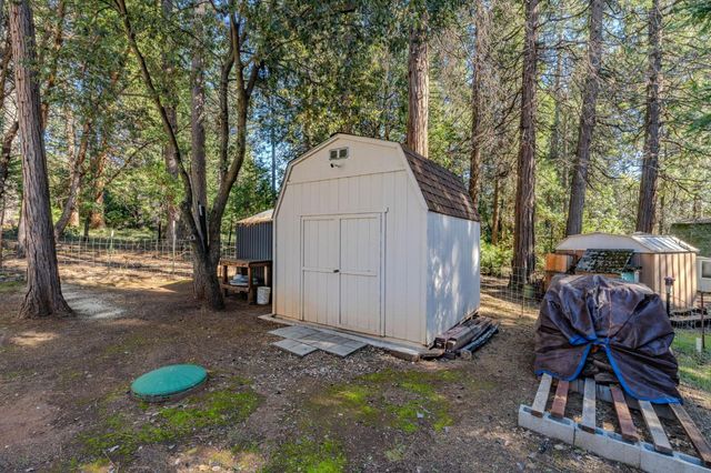 23871 Meadow Crest Dr, Pioneer, CA 95666