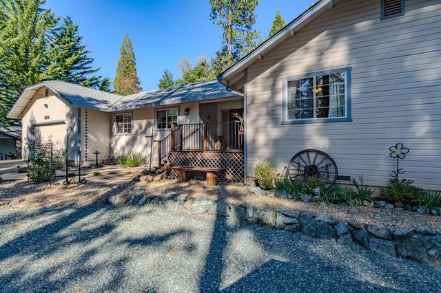 23871 Meadow Crest Dr, Pioneer, CA 95666